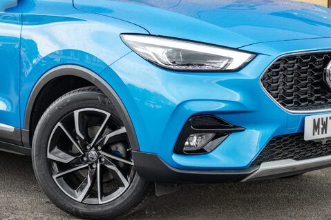 MG ZS EXCLUSIVE T-GDI 11