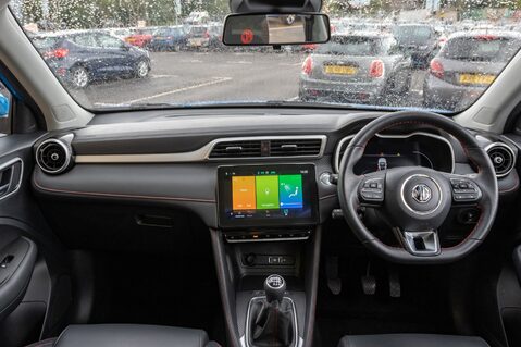 MG ZS EXCLUSIVE T-GDI 3