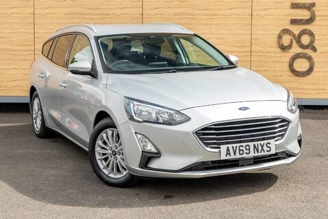Ford Focus TITANIUM 1
