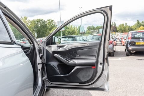 Ford Focus TITANIUM 14
