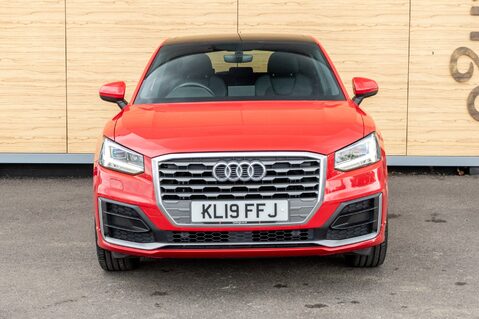 Audi Q2 TFSI S LINE 5