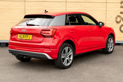 Audi Q2 TFSI S LINE 2