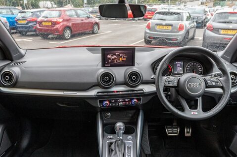 Audi Q2 TFSI S LINE 3