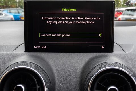 Audi Q2 TFSI S LINE 25