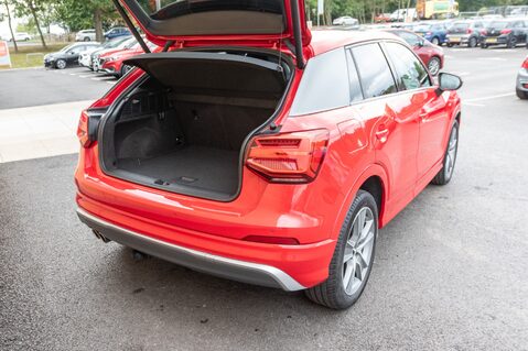 Audi Q2 TFSI S LINE 37