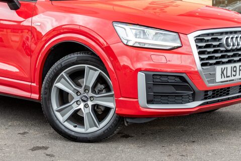 Audi Q2 TFSI S LINE 11