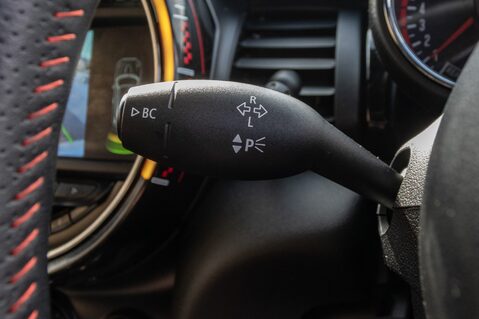 Mini Hatch JOHN COOPER WORKS 18