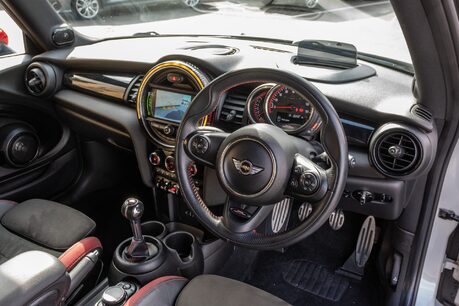 Mini Hatch JOHN COOPER WORKS