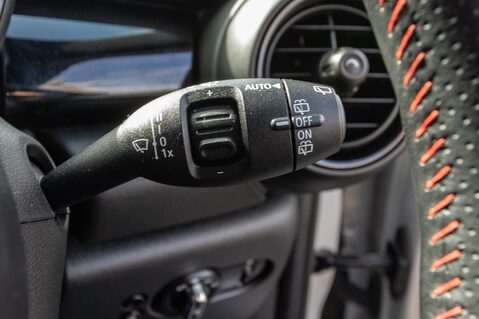Mini Hatch JOHN COOPER WORKS 19