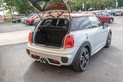 Mini Hatch JOHN COOPER WORKS 38