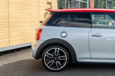 Mini Hatch JOHN COOPER WORKS 7