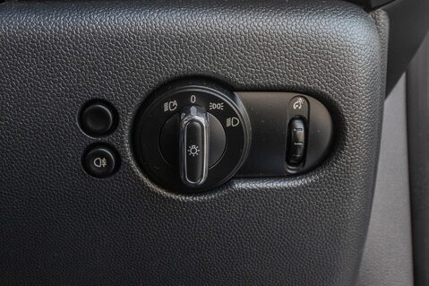Mini Hatch JOHN COOPER WORKS 17