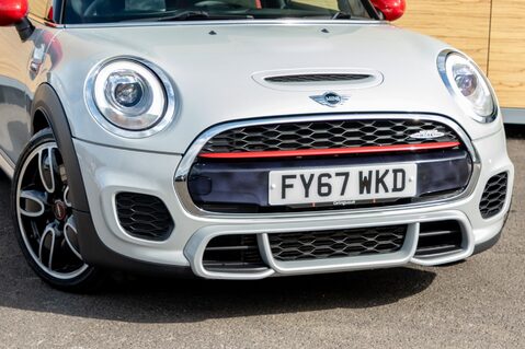 Mini Hatch JOHN COOPER WORKS 10