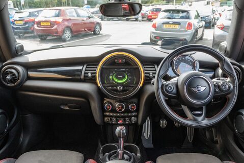 Mini Hatch JOHN COOPER WORKS 3
