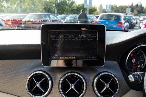 Mercedes-Benz CLA Class CLA 180 SPORT 28