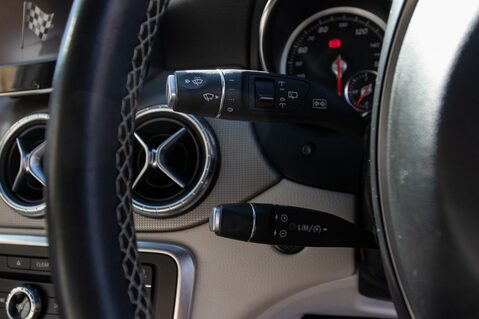 Mercedes-Benz CLA Class CLA 180 SPORT 17