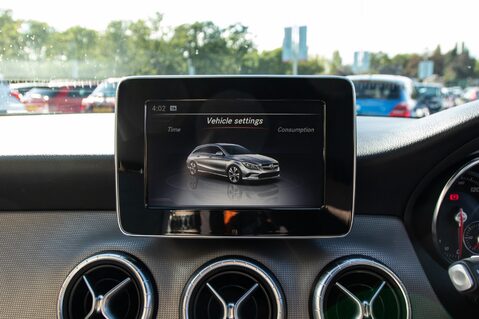Mercedes-Benz CLA Class CLA 180 SPORT 29