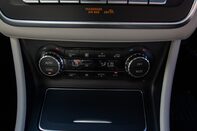 Mercedes-Benz CLA Class CLA 180 SPORT 34