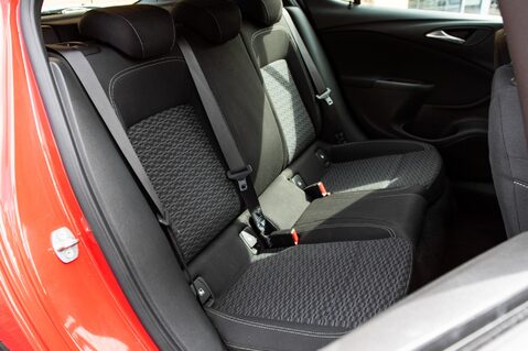 Vauxhall Astra SRI ECOTEC S/S 33