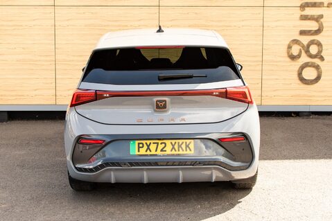 Cupra Born V2 6