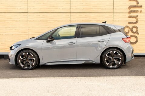 Cupra Born V2 13