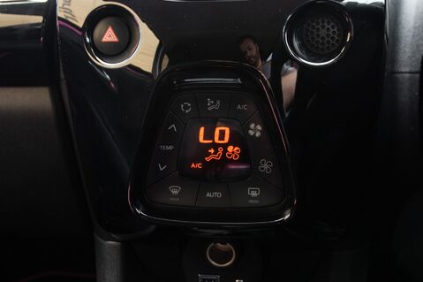 Toyota Aygo VVT-I X-CITE 32