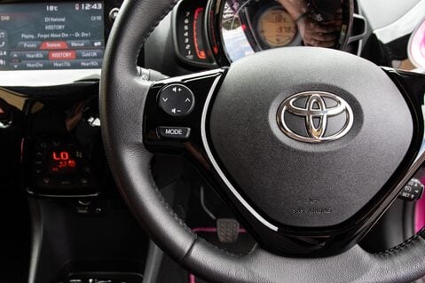 Toyota Aygo VVT-I X-CITE 19