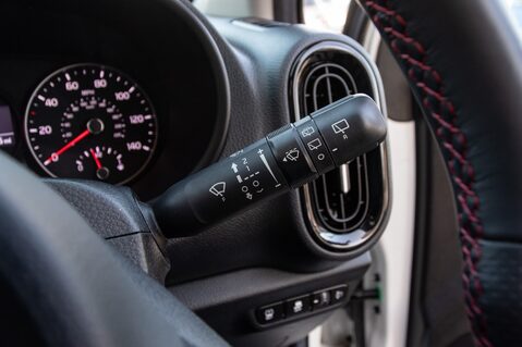 Kia Picanto GT-LINE S 18
