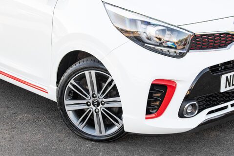 Kia Picanto GT-LINE S 11