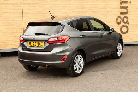 Ford Fiesta TITANIUM 2