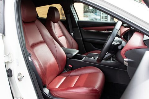 Mazda 3 GT SPORT TECH MHEV 30