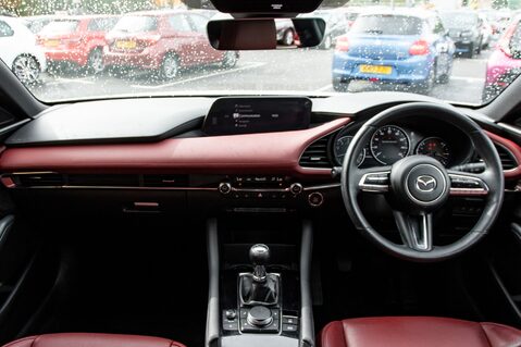 Mazda 3 GT SPORT TECH MHEV 3