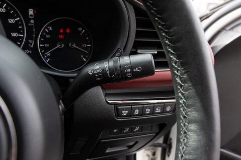 Mazda 3 GT SPORT TECH MHEV 18
