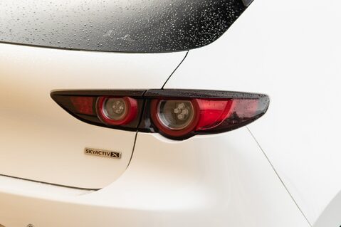 Mazda 3 GT SPORT TECH MHEV 9