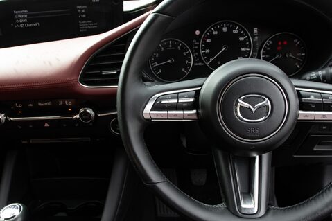 Mazda 3 GT SPORT TECH MHEV 19