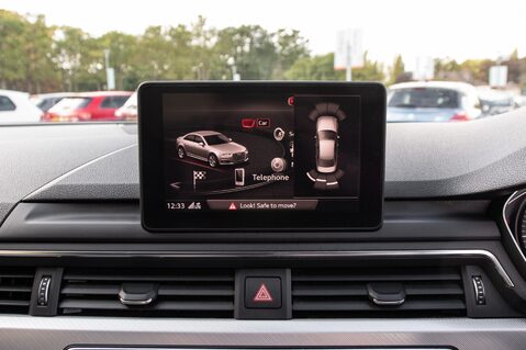 Audi A4 TFSI SPORT 29
