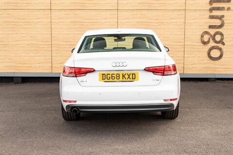Audi A4 TFSI SPORT 6