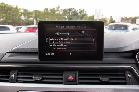 Audi A4 TFSI SPORT 22