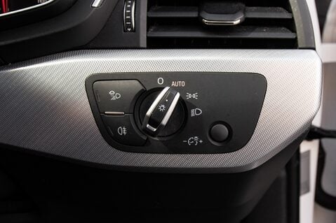Audi A4 TFSI SPORT 16