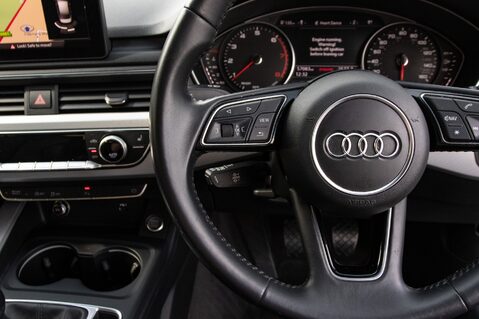 Audi A4 TFSI SPORT 19