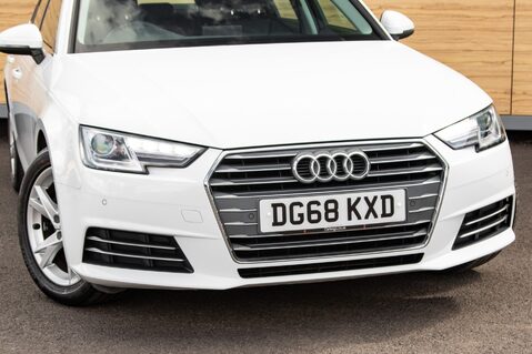Audi A4 TFSI SPORT 10