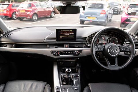 Audi A4 TFSI SPORT 3