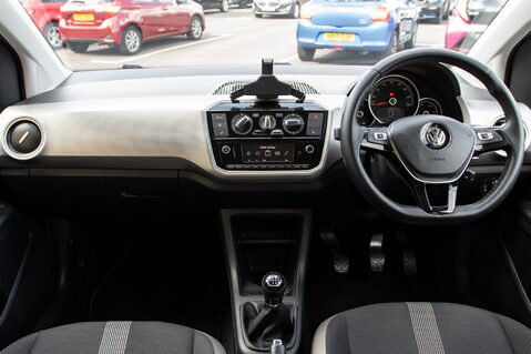Volkswagen Up HIGH UP TSI BLUEMOTION TECHNOLOGY 3