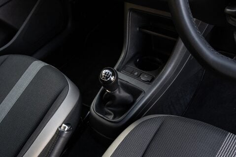Volkswagen Up HIGH UP TSI BLUEMOTION TECHNOLOGY 27