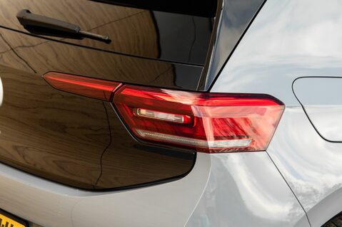 Volkswagen ID.3 FAMILY 9