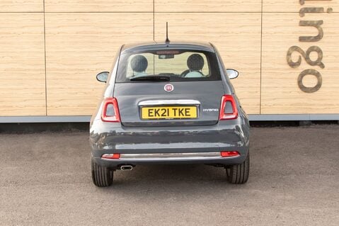 Fiat 500 DOLCEVITA MHEV 6
