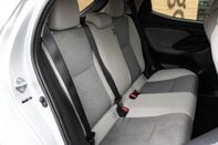 Toyota Yaris EXCEL FHEV 32