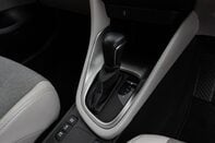 Toyota Yaris EXCEL FHEV 29