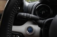 Toyota Yaris EXCEL FHEV 17