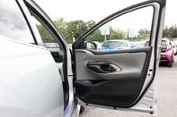 Toyota Yaris EXCEL FHEV 14